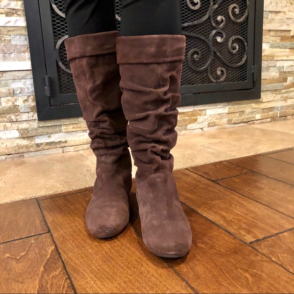Kenneth Cole Suede Boots